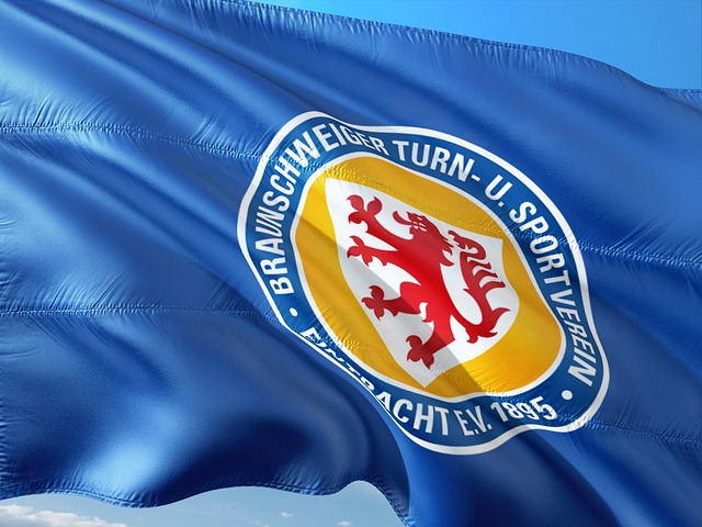 中后卫基尔